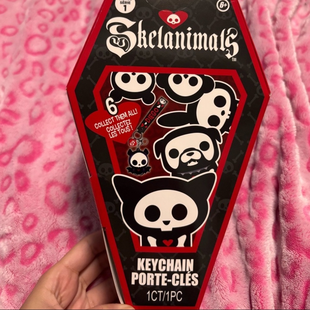Skelanimals  Rubber Blind Box Key Chain